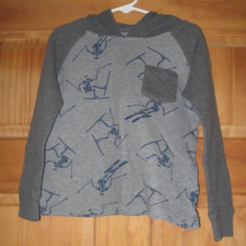 5/$30 Boys OshKosh B'gosh Hooded Long Sleeve Shirt